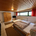 Ernst Im Herzen Des Pfaelzerwaldes Mit Kueche 3* Elmstein