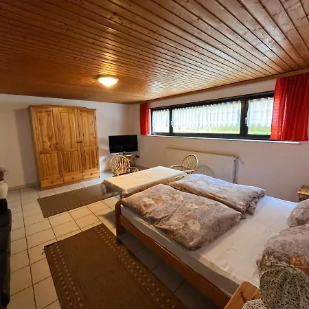 Ernst Im Herzen Des Pfaelzerwaldes Mit Kueche 3* Elmstein