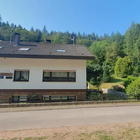Gasthuis Ernst Im Herzen Des Pfaelzerwaldes Mit Kueche 3*