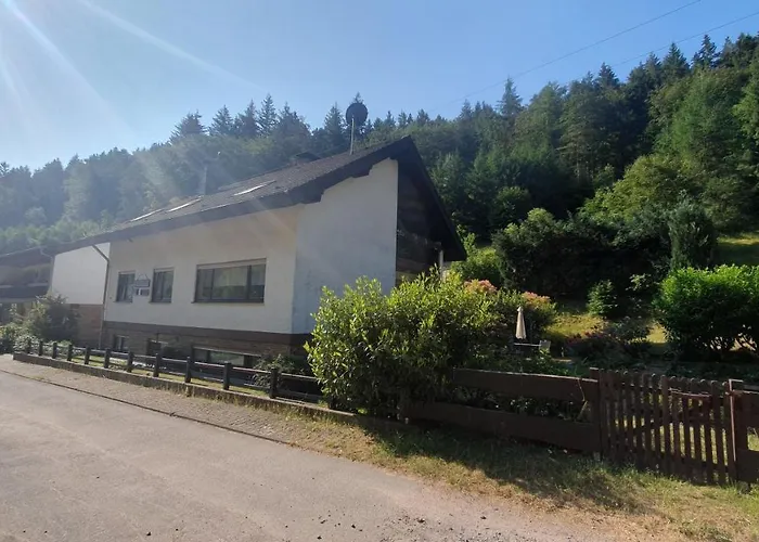 Maison d'hôtes Pension Ernst Im Herzen Des Pfaelzerwaldes Mit Kueche Elmstein